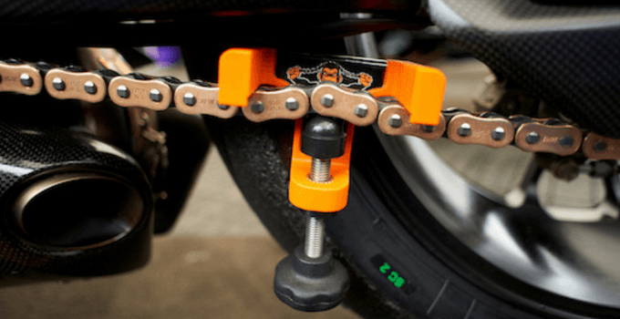 how to tighten motorcycle chain