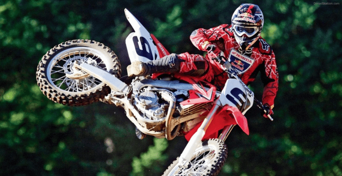 How To Whip On A Dirt Bike