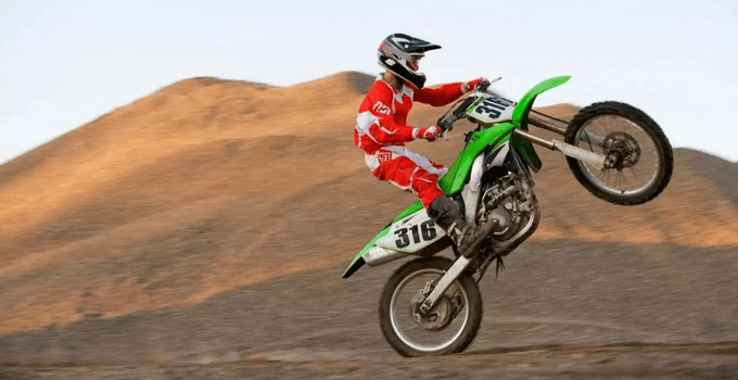 How fast is a 100cc dirt bike